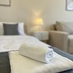 Elegant For 4 Guests In Center Апартамент *