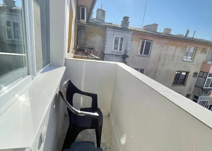 Elegant For 4 Guests In Center Apartment *